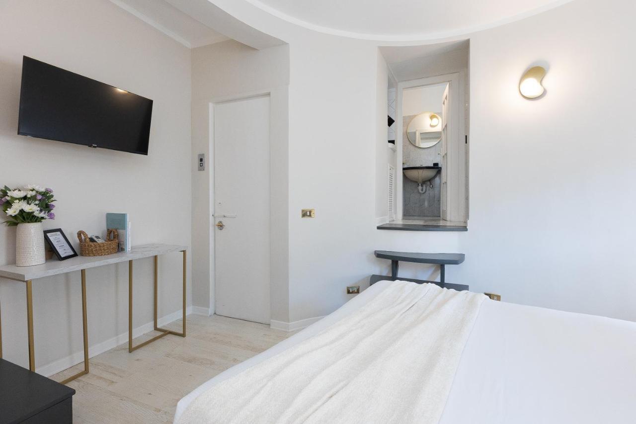 Готель Tiny Studio Piazza Del Popolo Рим Екстер'єр фото